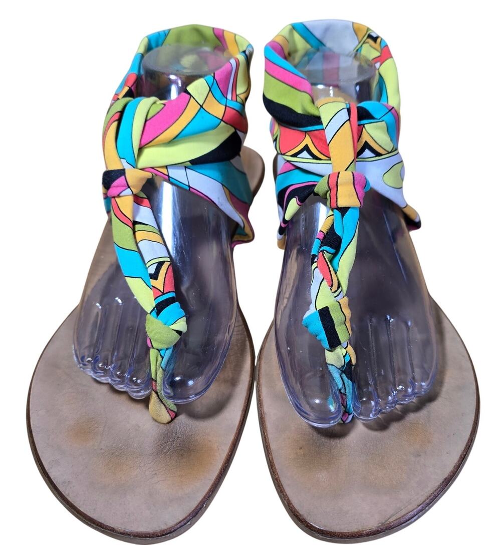 Fabulous Trina Turk Printed wrap Around 60s 70s Groovy Retro Sandals Size 10